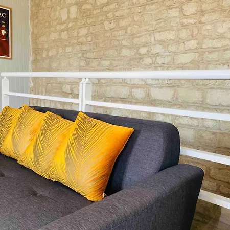 Casa di campagna Le Quai 2, Ancien Moulin Au Bord De La Charente - Charme Et Sérénité à Jarnac