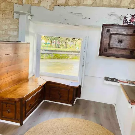 Le Quai 2, Ancien Moulin Au Bord De La Charente - Charme Et Sérénité à Jarnac